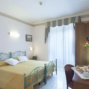 2* Hotel Oriente